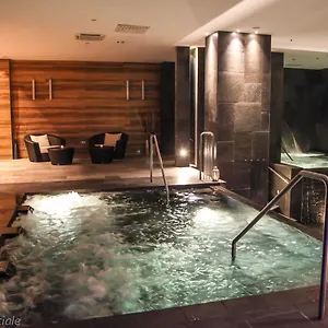 Hotel 4 Cannizzaro